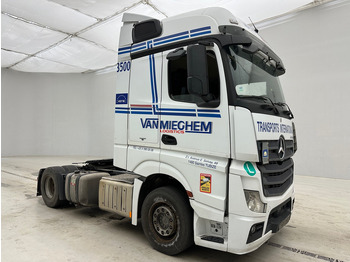 Xe đầu kéo Mercedes-Benz Actros 1842: hình 3