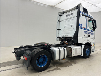 Xe đầu kéo Mercedes-Benz Actros 1942: hình 5