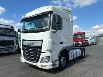 Xe đầu kéo DAF XF 460