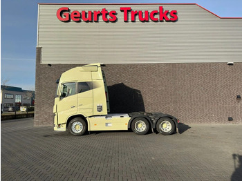 Xe đầu kéo VOLVO FH16 750