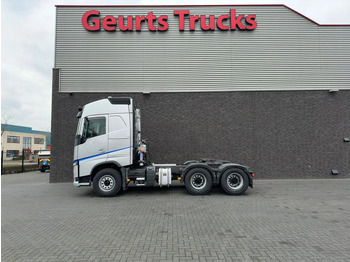 Xe đầu kéo VOLVO FH 460