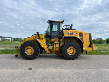 Máy xúc lật bánh lốp CATERPILLAR 980