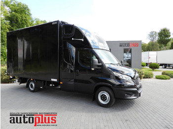 Xe tải nhỏ thùng kín IVECO Daily 35s18