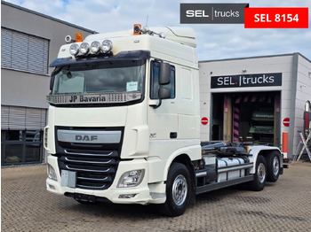 Xe tải nâng móc DAF XF 510