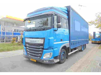 Xe tải thùng mui bạt DAF XF