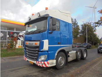 Xe đầu kéo DAF XF 440