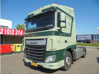 Xe đầu kéo DAF XF 440
