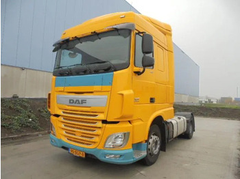 Xe đầu kéo DAF XF 440