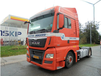 Xe đầu kéo MAN TGX