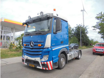Xe đầu kéo MERCEDES-BENZ Actros 1842