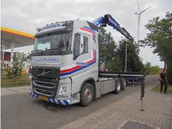 Xe đầu kéo VOLVO FH 420