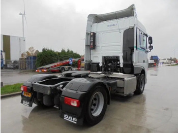 Xe đầu kéo DAF XF 440: hình 4