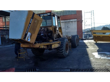 Xe ben đổ có khớp nối VOLVO A25