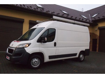 Xe van chở hàng PEUGEOT Boxer