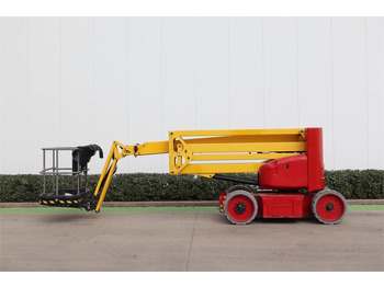 Xe nâng người nhiều khớp nối NIFTYLIFT