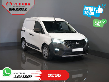 Xe van chở hàng NISSAN