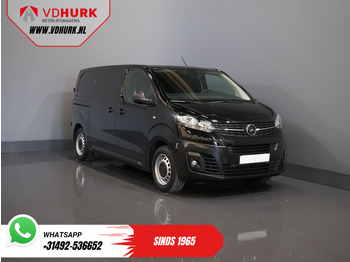 Xe van nhỏ gọn OPEL Vivaro