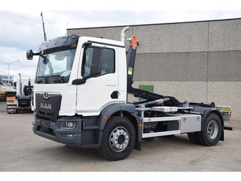 Xe tải nâng móc MAN TGM 18.320: hình 2