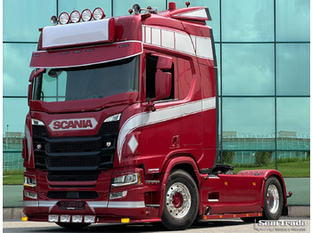 Xe đầu kéo SCANIA R 450