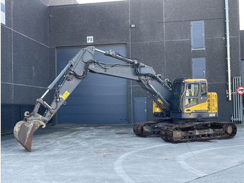 Máy xúc bánh xích VOLVO ECR235DL