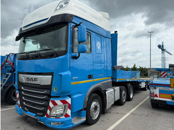 Xe đầu kéo DAF XF 530