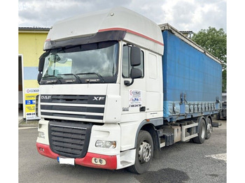 Xe tải thùng mui bạt DAF