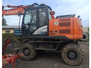 Máy xúc bánh lốp HITACHI ZX140W-5