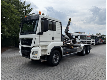 Xe tải nâng móc MAN TGS 26.480