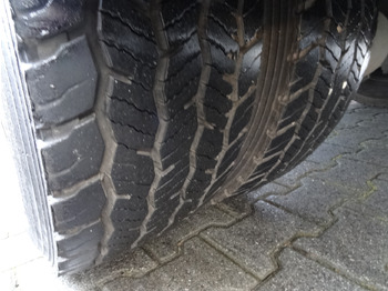 Xe cẩu tự hành, Xe tải thùng lửng/ Phẳng Mercedes-Benz Atego 818 Kran Palfinger 6501: hình 2