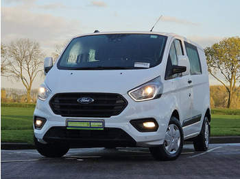 Xe van nhỏ gọn FORD Transit