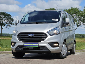Xe van nhỏ gọn FORD Transit