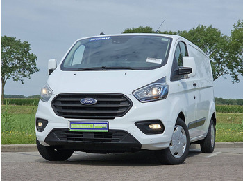 Xe van nhỏ gọn FORD Transit