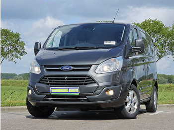 Xe van nhỏ gọn FORD Transit