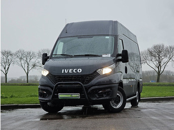 Xe van chở hàng IVECO Daily 35s14