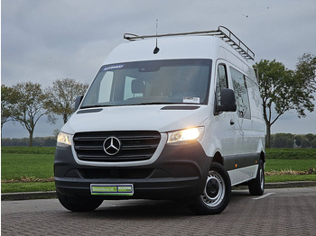 Xe van nhỏ gọn MERCEDES-BENZ Sprinter 211