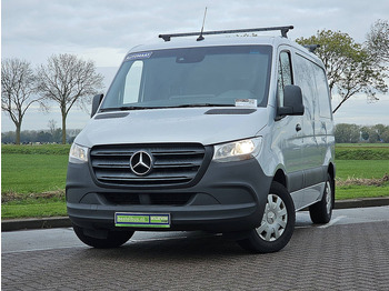 Xe van nhỏ gọn MERCEDES-BENZ Sprinter 316