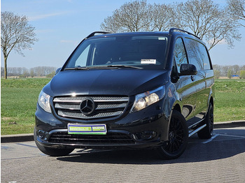 Xe van nhỏ gọn MERCEDES-BENZ Vito 111