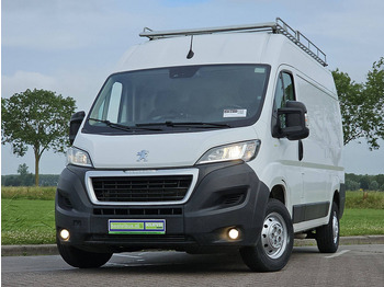 Xe van chở hàng PEUGEOT Boxer