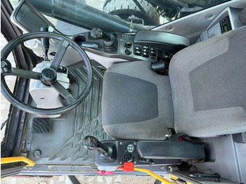 Máy cạp rác/ Công nghiệp Volvo EW210D MH: hình 4 Máy cạp rác/ Công nghiệp Volvo EW210D MH: hình 4