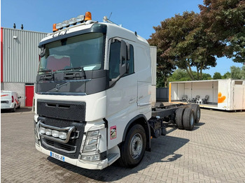 Xe tải khung gầm VOLVO FH