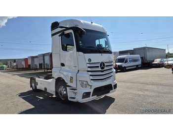 Xe đầu kéo MERCEDES-BENZ Actros 1845