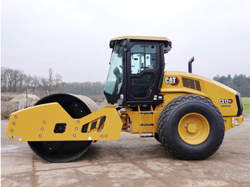 Máy lăn CATERPILLAR CS12GC