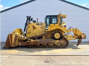 Máy ủi CATERPILLAR D8T