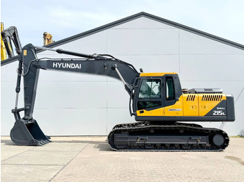 Máy xúc bánh xích HYUNDAI R215L