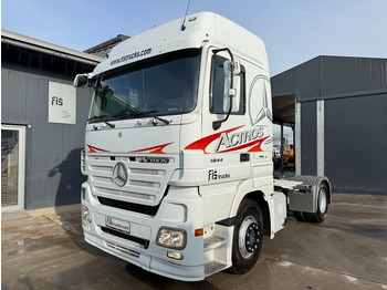 Xe đầu kéo MERCEDES-BENZ Actros 1844