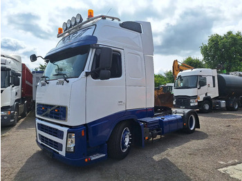 Xe đầu kéo VOLVO FH 400