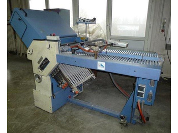 Máy gấp giấy