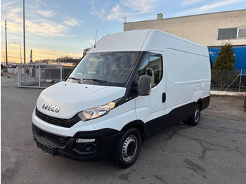Xe van chở hàng IVECO Daily