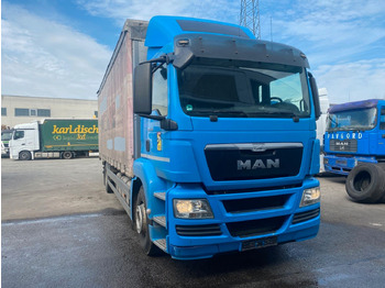 Xe tải thùng mui bạt MAN