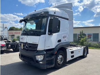 Xe đầu kéo MERCEDES-BENZ Actros 1840